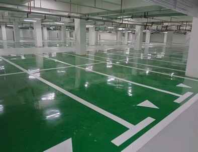 上饶上饶小区停车场标线